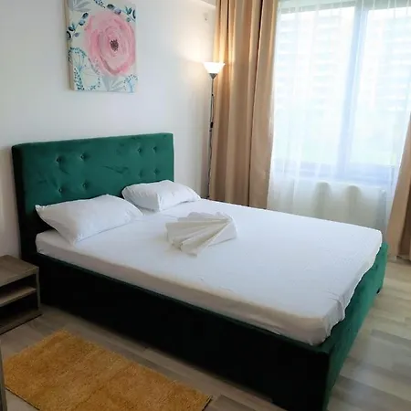 North Club * Mamaia